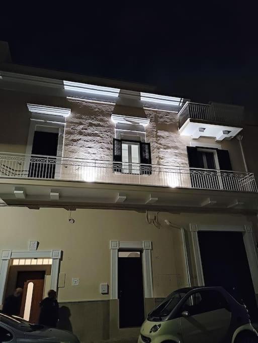A Casa Del Mercante Monopoli Bagian luar foto